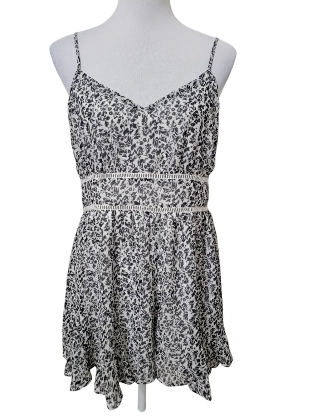 Trixxi Size L Black & White Floral Halter Romper, NEW with Tag